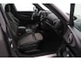 MINI Clubman 2.0 Cooper S Chili Serious Business | Panoramadak | Trekhaak | Keyless | Stoelverwarming | LED | 19 Inch
