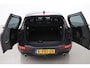 MINI Clubman 2.0 Cooper S Chili Serious Business | Panoramadak | Trekhaak | Keyless | Stoelverwarming | LED | 19 Inch