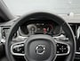 Volvo V60 T6 Plug-in AWD Ultimate Dark|Long|360|B&W|Pano|HuD|Trekhaak