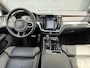 Volvo V60 T6 Plug-in AWD Ultimate Dark|Long|360|B&W|Pano|HuD|Trekhaak