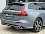 Volvo V60 T6 Plug-in AWD Ultimate Dark|Long|360|B&W|Pano|HuD|Trekhaak