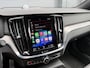 Volvo V60 T6 Plug-in AWD Ultimate Dark|Long|360|B&W|Pano|HuD|Trekhaak