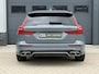 Volvo V60 T6 Plug-in AWD Ultimate Dark|Long|360|B&W|Pano|HuD|Trekhaak