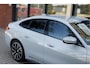 BMW i4 eDrive40 84 kWh | High Executive | M Sportpakket | 19" LM Velgen | Elektrisch verstelbare stoelen | Head-Up Display | Harman Kardon | Achteruitrijcamera | Stoel & Stuurwielverwarming | Comfort Access |