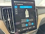 Volvo XC60 2.0 T8 Plug-in hybrid AWD Ultra Dark | Luchtvering | Bowers & Wilkins sound | Trekhaak | Massagefunctie |