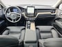 Volvo XC60 2.0 T8 Plug-in hybrid AWD Ultra Dark | Luchtvering | Bowers & Wilkins sound | Trekhaak | Massagefunctie |