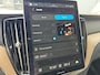 Volvo XC60 2.0 T8 Plug-in hybrid AWD Ultra Dark | Luchtvering | Bowers & Wilkins sound | Trekhaak | Massagefunctie |