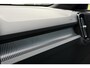 Volvo EX40 Single Motor Ext. Range Ultra Bl. Ed. Eur.| 82 kWh Panoramisch schuif-/ kanteldak | Elektrische voorstoelen met geheugenfunctie | Harman Kardon | Extra getint glas | Stoel-/ stuurwielverwarming | Driver assist | 20 inch. lichtmetalen velgen | verwarmde achterbank