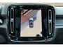 Volvo EX40 Single Motor Ext. Range Ultra Bl. Ed. Eur.| 82 kWh Panoramisch schuif-/ kanteldak | Elektrische voorstoelen met geheugenfunctie | Harman Kardon | Extra getint glas | Stoel-/ stuurwielverwarming | Driver assist | 20 inch. lichtmetalen velgen | verwarmde achterbank