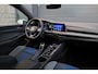 Volkswagen Golf 2.0 TSI R 4Motion | PANO | AKRAPOVIC | DODE HOEK | STUURVERW | IQ-LIGHT |