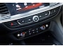 Opel Insignia Sports Tourer 1.5 Turbo 165PK | OPC Line | Business Executive | 18” LM Velgen | Head-Up Display | Matrix LED | Achteruitrijcamera | Stoel & Stuurwielverwarming |