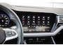 Volkswagen Touareg R 3.0 TSI eHybrid 462pk 4MOTION | Panoramadak | Luchtvering | Servosluiting | Trekhaak | Leder Pakket | 22'' Velgen