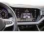 Volkswagen Touareg R 3.0 TSI eHybrid 462pk 4MOTION | Panoramadak | Luchtvering | Servosluiting | Trekhaak | Leder Pakket | 22'' Velgen