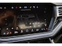 Volkswagen Touareg R 3.0 TSI eHybrid 462pk 4MOTION | Panoramadak | Luchtvering | Servosluiting | Trekhaak | Leder Pakket | 22'' Velgen