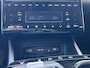 Hyundai Tucson 1.6 T-GDI HEV Comfort 4WD / Fabrieksgarantie tot 05-2028 / Automaat / Uniek 4WD / Dealer onderhouden / Navigatie / Apple Carplay Android / Stuur- & stoelverwarming / Elektrische klep / 17" LM wielen /
