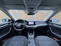 Skoda Octavia Combi 1.5 e-TSI Business Edition Plus Automaat | Adaptieve cruise control | Elektrisch bedienbare achterklep | Stoelverwarming | LED verlichting | Climate control | Parkeersensoren voor en achter