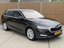 Skoda Octavia Combi 1.5 e-TSI Business Edition Plus Automaat | Adaptieve cruise control | Elektrisch bedienbare achterklep | Stoelverwarming | LED verlichting | Climate control | Parkeersensoren voor en achter