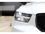 Volvo XC40 T4 R-Design | Panoramadak | Adaptieve cruise control | Achteruitrijcamera | Elektrische achterklep | Keyless | DAB+ | Elektrische voorstoelen | Harman/Kardon Premium Geluidssysteem