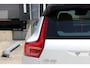 Volvo XC40 T4 R-Design | Panoramadak | Adaptieve cruise control | Achteruitrijcamera | Elektrische achterklep | Keyless | DAB+ | Elektrische voorstoelen | Harman/Kardon Premium Geluidssysteem
