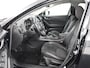 Mazda 3 2.0 GT-M Line Cruise control | DAB radio | Navigatie | Achteruitrij camera | Stoelverwarming | Bluetooth | Climate control