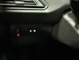 Peugeot 308 1.2 PureTech Blue Lease Allure 130 5D 1e Eig Apple-Carplay NL Auto!