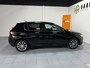 Peugeot 308 1.2 PureTech Blue Lease Allure 130 5D 1e Eig Apple-Carplay NL Auto!
