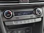 Hyundai Kona 1.6 GDI HEV Premium / Dealer onderhouden / Head Up Display / Adaptief cruise control / Achteruitrijcamera / Trekgewicht 1300 kg / Stuur- & Stoelverwarming / Stoelventilatie / Keyless Entry/Start / Krell audio systeem / Draadloze telefoon lader /