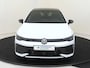 Volkswagen Golf 1.5 eHybrid GTE | SoH 100% | Panoramadak | Head-up display | Achteruitrijcamera | Black Style | Matrix LED verlichting | Adaptieve cruise control | Navigatie | Sfeerverlichting |