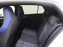 Volkswagen Golf 1.5 eHybrid GTE | SoH 100% | Panoramadak | Head-up display | Achteruitrijcamera | Black Style | Matrix LED verlichting | Adaptieve cruise control | Navigatie | Sfeerverlichting |