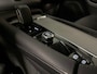 Volvo XC90 T8 AWD Recharge Plus Bright | Luchtvering | 360° Camera | Harman Kardon | 455pk | Adaptieve Cruise Control | Standkachel met Volvo On Call App | Stoelverwarming voor+achter | Stuurwielverwarming | Schuifdak | Google Infotainment | Full LED Meesturende koplampen | Pilot Assist | BLIS Dode Hoek Detectie | Elektrische voorstoelen geheugen | Lederen bekleding | Zitting verlenging voorstoelen | Lederen dashboard | 20 Inch | Keyless Drive | Parkeersensoren voor+achter | Privacy Glass | Elektrisch bedienbare achterklep | 7-Persoons | 4-Zone Climate Control | Geïntegreerde zongordijnen achterportieren | Verlichte instaplijsten | Geintegreerd kinderzitje achterin | Draadloos telefoon opladen | DAB Radio | Apple Carplay/Android Auto | Volvo On Call met mobiele App functie | Platinum Grey Metallic |