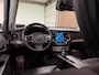 Volvo XC90 T8 AWD Recharge Plus Bright | Luchtvering | 360° Camera | Harman Kardon | 455pk | Adaptieve Cruise Control | Standkachel met Volvo On Call App | Stoelverwarming voor+achter | Stuurwielverwarming | Schuifdak | Google Infotainment | Full LED Meesturende koplampen | Pilot Assist | BLIS Dode Hoek Detectie | Elektrische voorstoelen geheugen | Lederen bekleding | Zitting verlenging voorstoelen | Lederen dashboard | 20 Inch | Keyless Drive | Parkeersensoren voor+achter | Privacy Glass | Elektrisch bedienbare achterklep | 7-Persoons | 4-Zone Climate Control | Geïntegreerde zongordijnen achterportieren | Verlichte instaplijsten | Geintegreerd kinderzitje achterin | Draadloos telefoon opladen | DAB Radio | Apple Carplay/Android Auto | Volvo On Call met mobiele App functie | Platinum Grey Metallic |