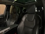 Volvo XC90 T8 AWD Recharge Plus Bright | Luchtvering | 360° Camera | Harman Kardon | 455pk | Adaptieve Cruise Control | Standkachel met Volvo On Call App | Stoelverwarming voor+achter | Stuurwielverwarming | Schuifdak | Google Infotainment | Full LED Meesturende koplampen | Pilot Assist | BLIS Dode Hoek Detectie | Elektrische voorstoelen geheugen | Lederen bekleding | Zitting verlenging voorstoelen | Lederen dashboard | 20 Inch | Keyless Drive | Parkeersensoren voor+achter | Privacy Glass | Elektrisch bedienbare achterklep | 7-Persoons | 4-Zone Climate Control | Geïntegreerde zongordijnen achterportieren | Verlichte instaplijsten | Geintegreerd kinderzitje achterin | Draadloos telefoon opladen | DAB Radio | Apple Carplay/Android Auto | Volvo On Call met mobiele App functie | Platinum Grey Metallic |