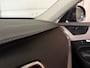 Volvo XC90 T8 AWD Recharge Plus Bright | Luchtvering | 360° Camera | Harman Kardon | 455pk | Adaptieve Cruise Control | Standkachel met Volvo On Call App | Stoelverwarming voor+achter | Stuurwielverwarming | Schuifdak | Google Infotainment | Full LED Meesturende koplampen | Pilot Assist | BLIS Dode Hoek Detectie | Elektrische voorstoelen geheugen | Lederen bekleding | Zitting verlenging voorstoelen | Lederen dashboard | 20 Inch | Keyless Drive | Parkeersensoren voor+achter | Privacy Glass | Elektrisch bedienbare achterklep | 7-Persoons | 4-Zone Climate Control | Geïntegreerde zongordijnen achterportieren | Verlichte instaplijsten | Geintegreerd kinderzitje achterin | Draadloos telefoon opladen | DAB Radio | Apple Carplay/Android Auto | Volvo On Call met mobiele App functie | Platinum Grey Metallic |