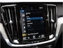 Volvo V60 2.0 T6 Recharge AWD Inscription Panoramadak/ Trekhaak/ Camera/ Stoel-stuurverwarming/ Leer/ Contourstoelen