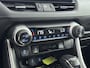Toyota RAV4 2.5 Hybrid AWD Executive | Dealer Onderhouden | Trekhaak - 1650KG Trekgewicht | 360 Camera + Camera binnenspiegel | JBL | Dodehoek detectie | Navigatie | Apple CarPlay/Android Auto |