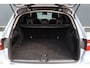 Mercedes-Benz GLC 250 d 4MATIC AMG Line | Luchtvering | Trekhaak | 2500kg trekgewicht | Camera | Stoelverwarming | Leer / Alcantara | NL auto!
