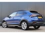 Volkswagen Taigo 1.0 TSI Life Business Automaat | Panoramadak | Stoelverwarming | IQ Light | Active Info Display | 17 Inch | Apple Carplay / Android Auto