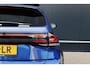 Volkswagen Taigo 1.0 TSI Life Business Automaat | Panoramadak | Stoelverwarming | IQ Light | Active Info Display | 17 Inch | Apple Carplay / Android Auto
