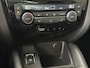 Nissan Qashqai 1.3 DIG-T N-Connecta | Navigatie | 360° Camera | Trekhaak | Panoramadak | Stoelverwarming |