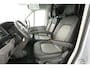 Volkswagen Crafter 30 2.0 TDI 140PK L3H2 | Airco | Camera | 3 Zits | Trekhaak | Carplay
