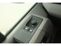 Volkswagen Crafter 30 2.0 TDI 140PK L3H2 | Airco | Camera | 3 Zits | Trekhaak | Carplay
