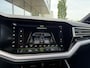 Volkswagen Touareg 3.0 TSi eHybrid 4MOTION R Automaat Plug In Hybrid 21 Inch Panodak Luchtvering Trekhaak