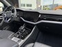 Volkswagen Touareg 3.0 TSi eHybrid 4MOTION R Automaat Plug In Hybrid 21 Inch Panodak Luchtvering Trekhaak