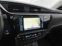 Toyota Auris 1.8 Hybrid Executive | Panoramdak | Parkeersensoren voor+achter met assistent | Stoelverwarming | FULL LED Adaptive | Navigatie | Climate Control | Cruise Control |