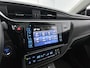 Toyota Auris 1.8 Hybrid Executive | Panoramdak | Parkeersensoren voor+achter met assistent | Stoelverwarming | FULL LED Adaptive | Navigatie | Climate Control | Cruise Control |
