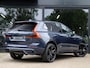 Volvo XC60 T6 AWD Ultra Black Edition | NIEUW | Pano | Getint glas | 21'' dubbelspaaks zwarte velgen