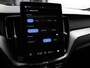 Volvo XC60 T6 AWD Ultra Black Edition | NIEUW | Pano | Getint glas | 21'' dubbelspaaks zwarte velgen