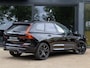 Volvo XC60 T6 AWD Ultra Black Edition Pano | NIEUW | 21'' dubbelspaaks | Getint glas