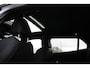Peugeot e-2008 EV GT 54 kWh | Navigatie | Panorama/schuifdak | Fase 3 laden | SOH 95% | Camera voor + achter | 18 Inch LMV |