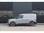 Ford Transit Courier E-Transit Limited 44 kWh 136pk - Trekhaak - Stoel/Stuurverwarming - ACC - Blindspot - Camera - Rijklaar